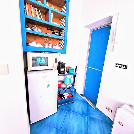 Casa Lego Small Room With Terrace Napoli Exterior foto