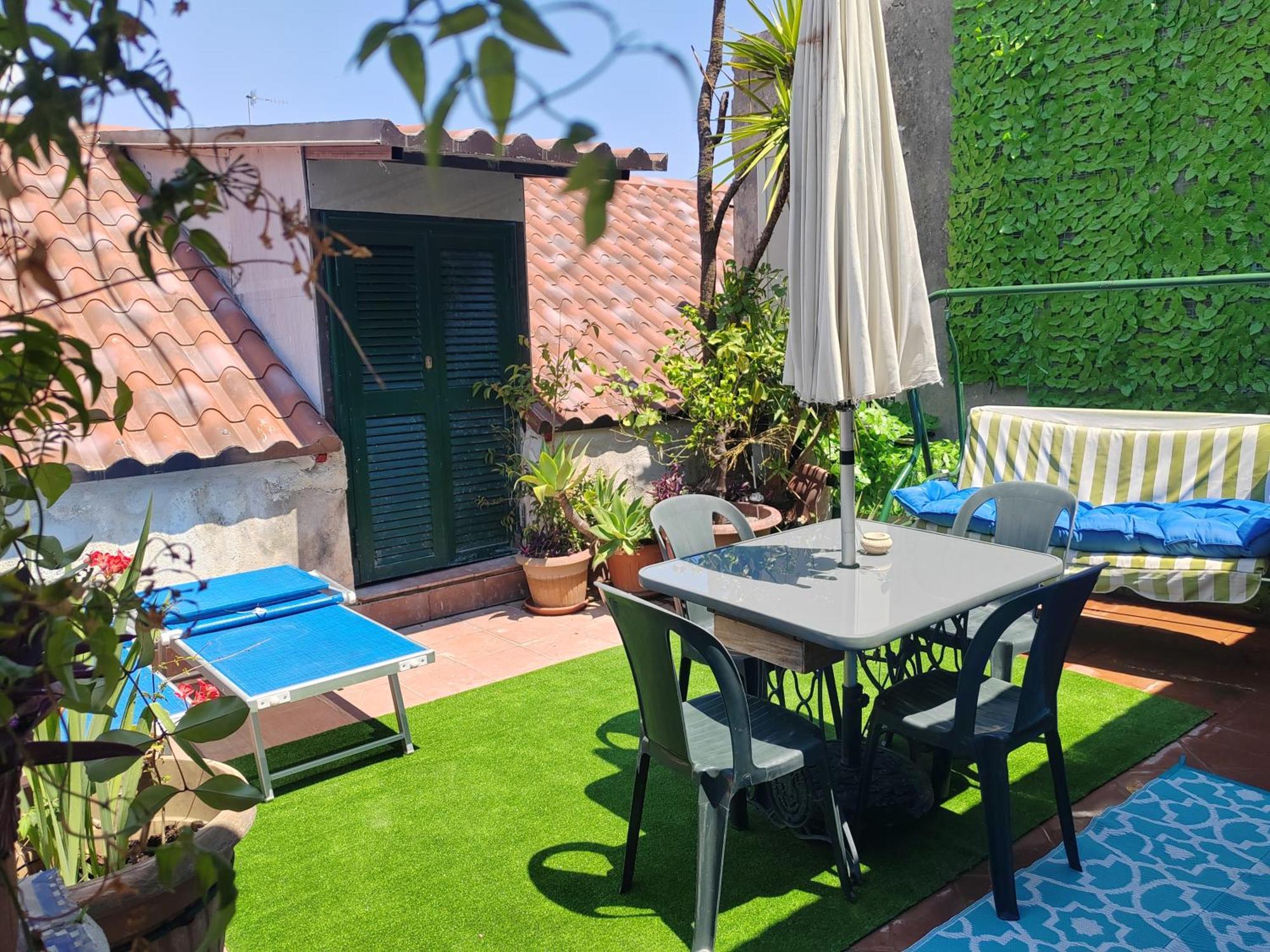 Casa Lego Small Room With Terrace Napoli Exterior foto