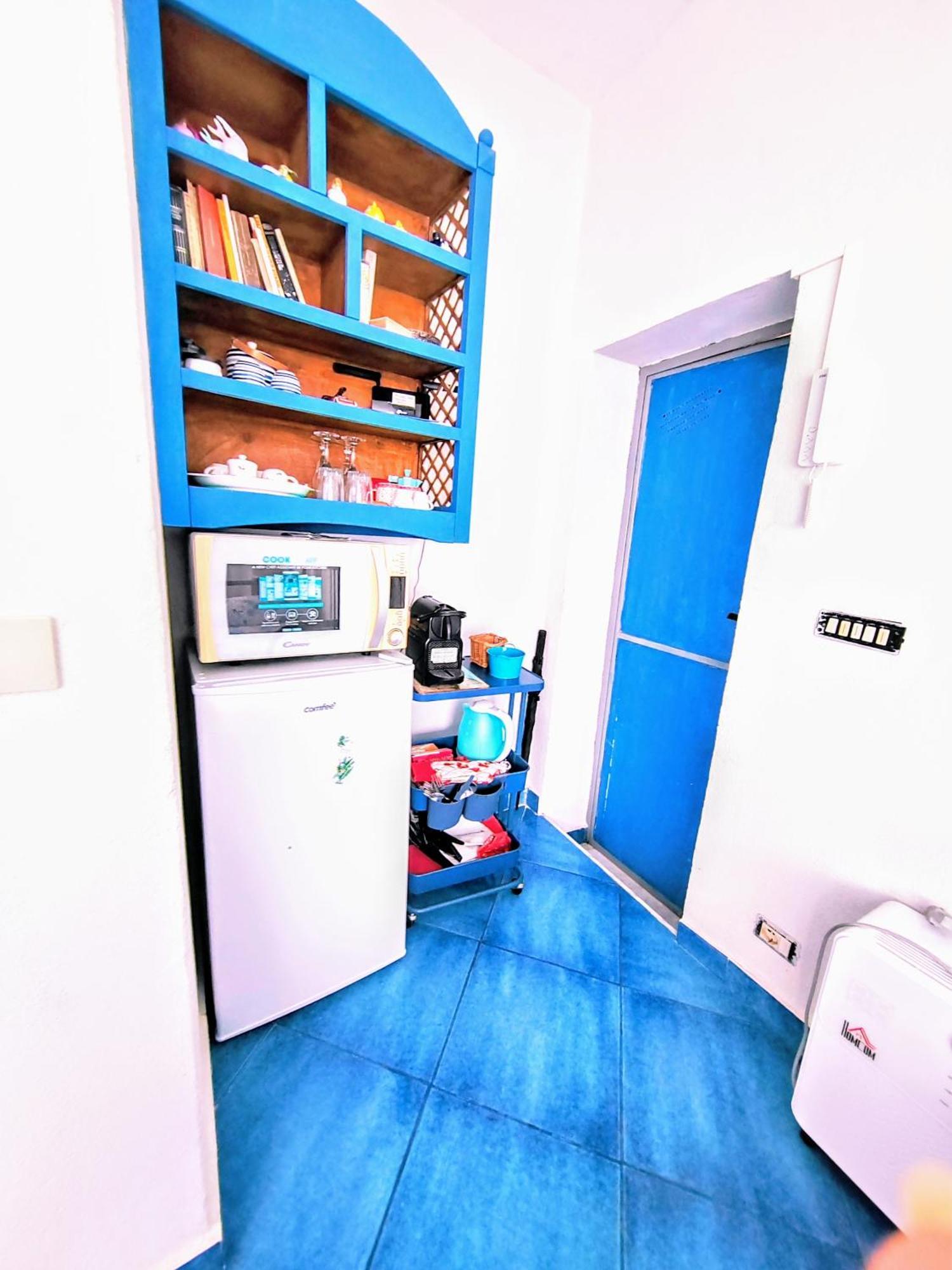 Casa Lego Small Room With Terrace Napoli Exterior foto